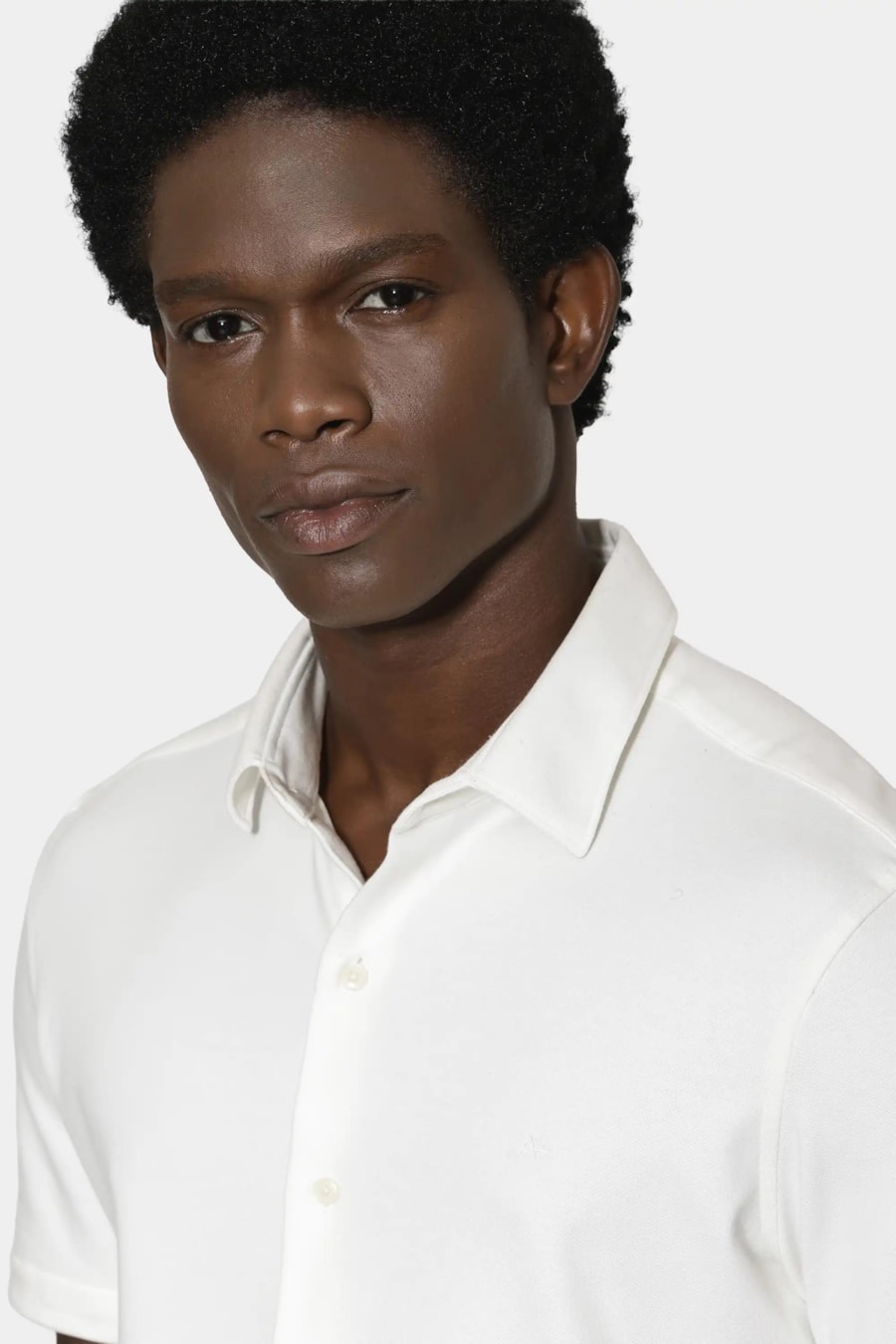 Camisa Manga Curta Slim Malha Mista Italia Off White — foto 3 de 7