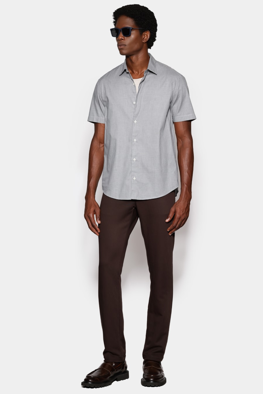Camisa Manga Curta Slim Mini Xadrez Cinza C/Branco — foto 2 de 6