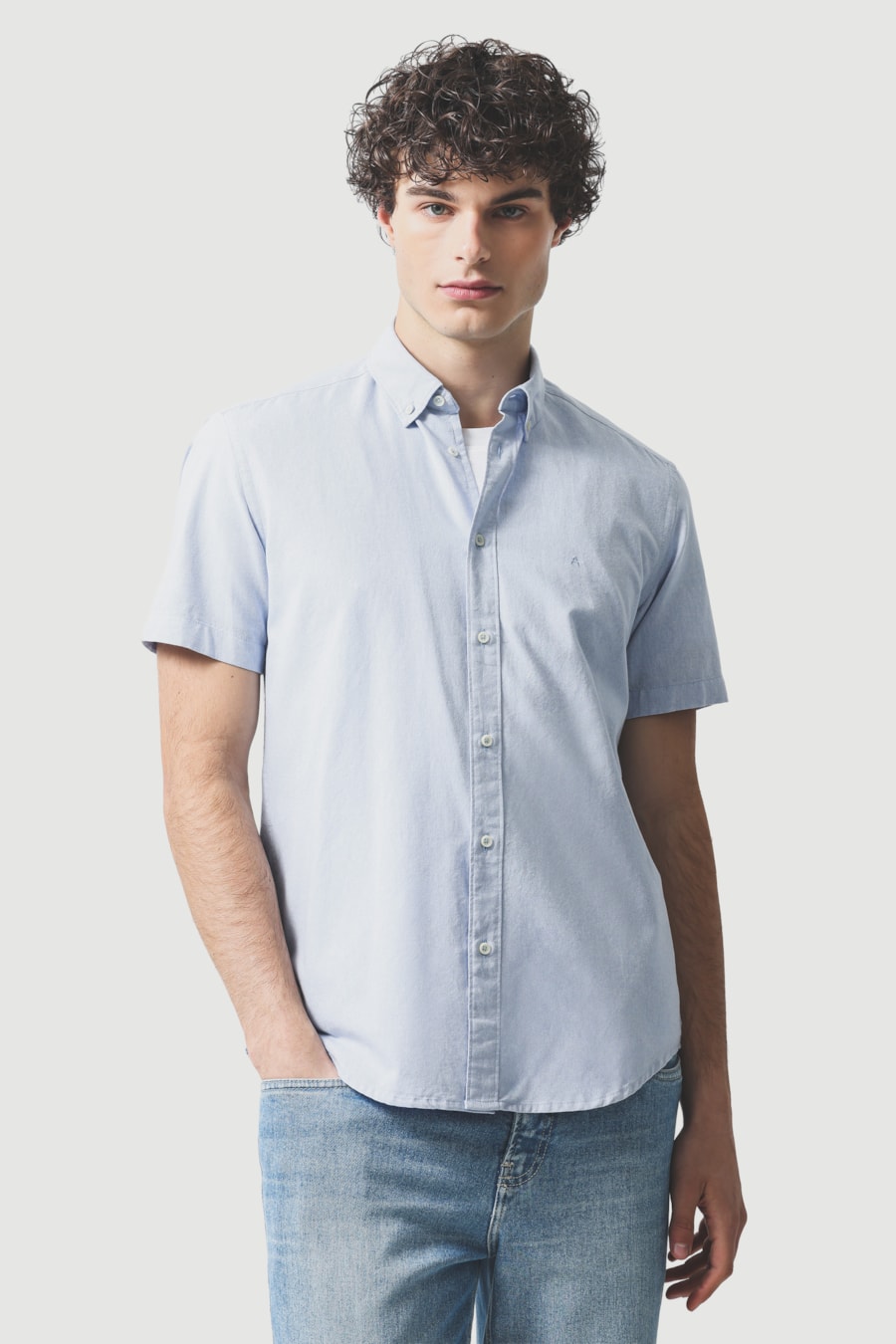 Camisa Manga Curta Slim Oxford Azul Celeste — foto 1 de 6