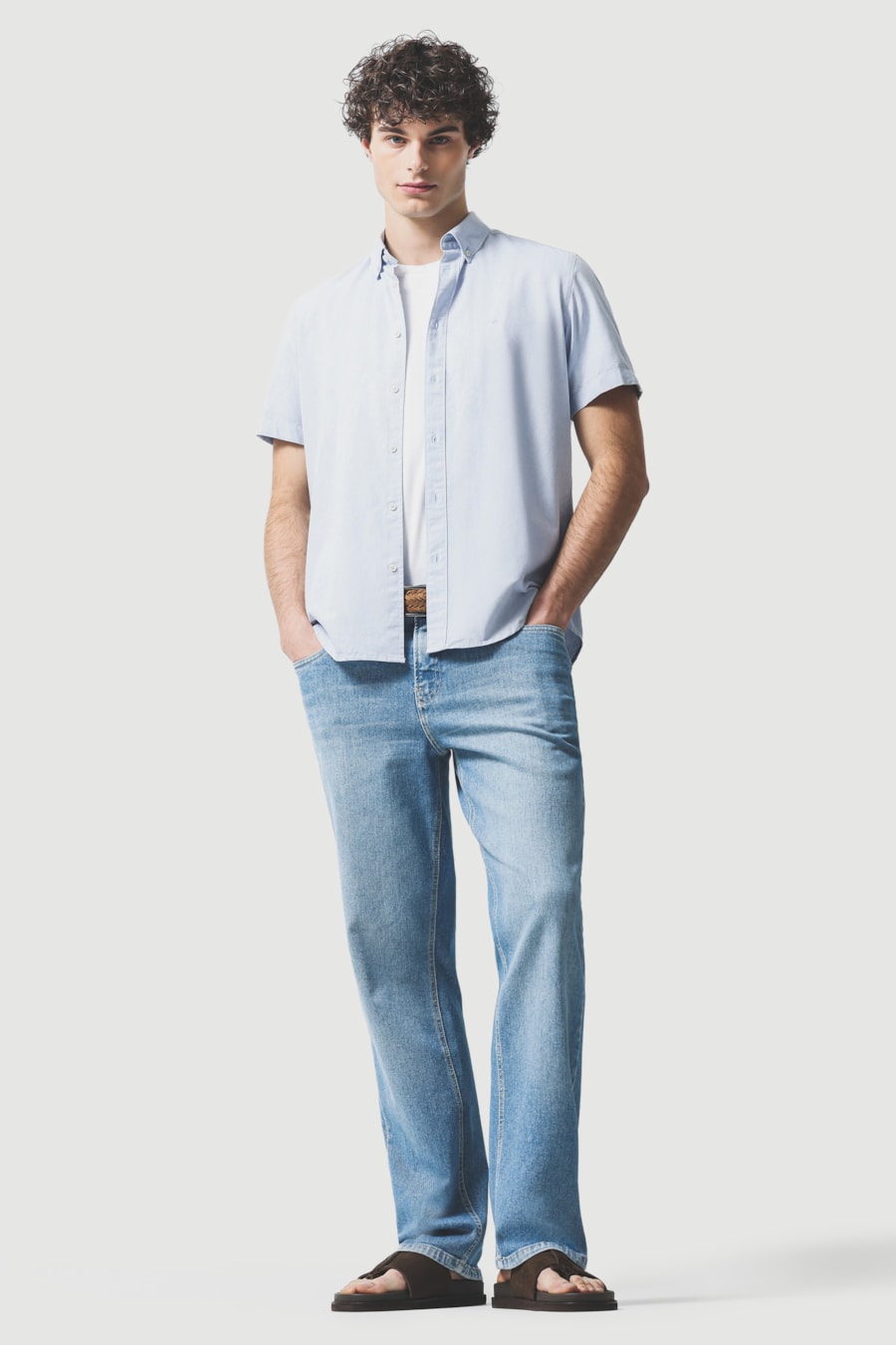 Camisa Manga Curta Slim Oxford Azul Celeste — foto 2 de 6
