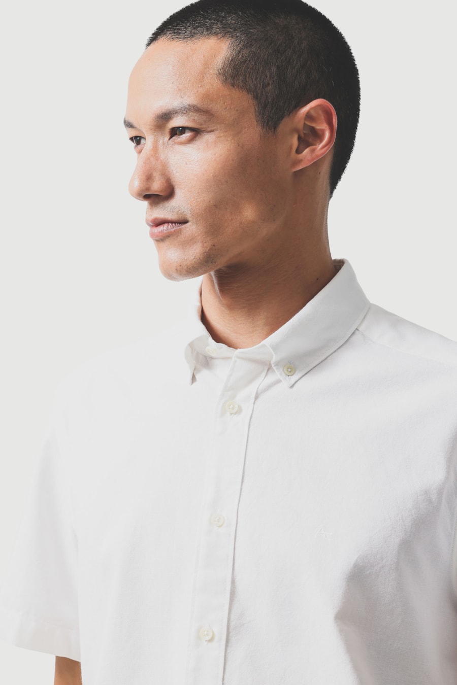Camisa Manga Curta Slim Oxford Branco — foto 3 de 6