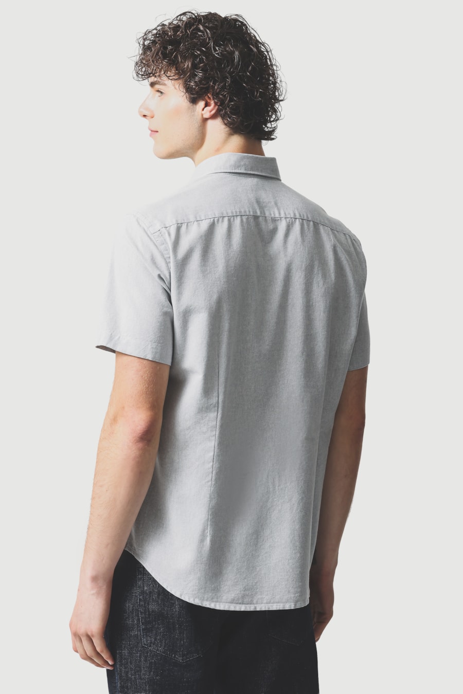 Camisa Manga Curta Slim Oxford Cinza — foto 4 de 6