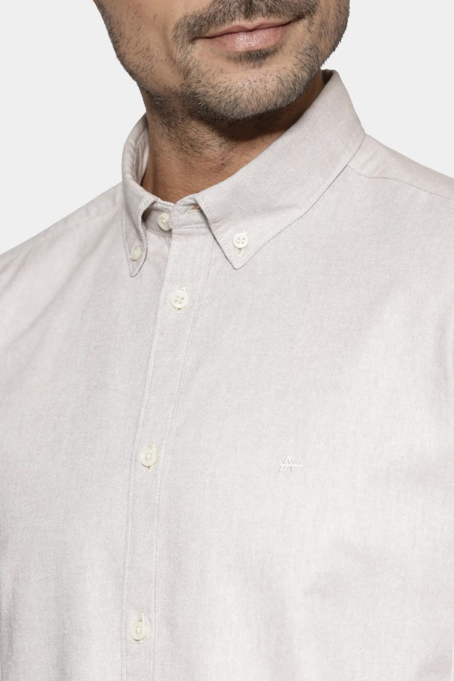 Camisa Manga Curta Slim Oxford Planalto Natural — foto 3 de 6