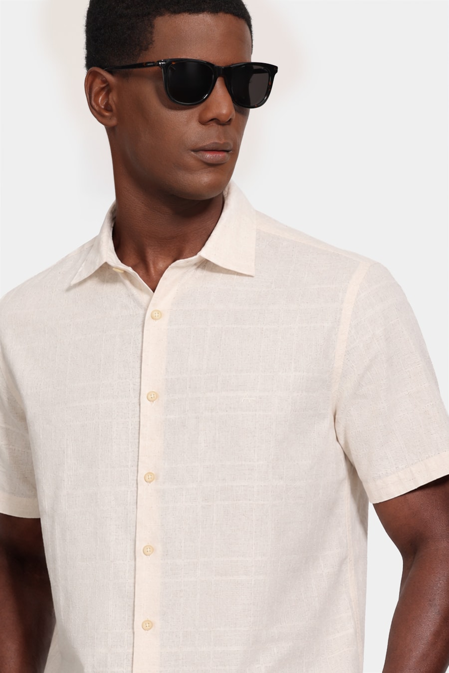 Camisa Manga Curta Slim Sierra Maquineta Natural — foto 3 de 5