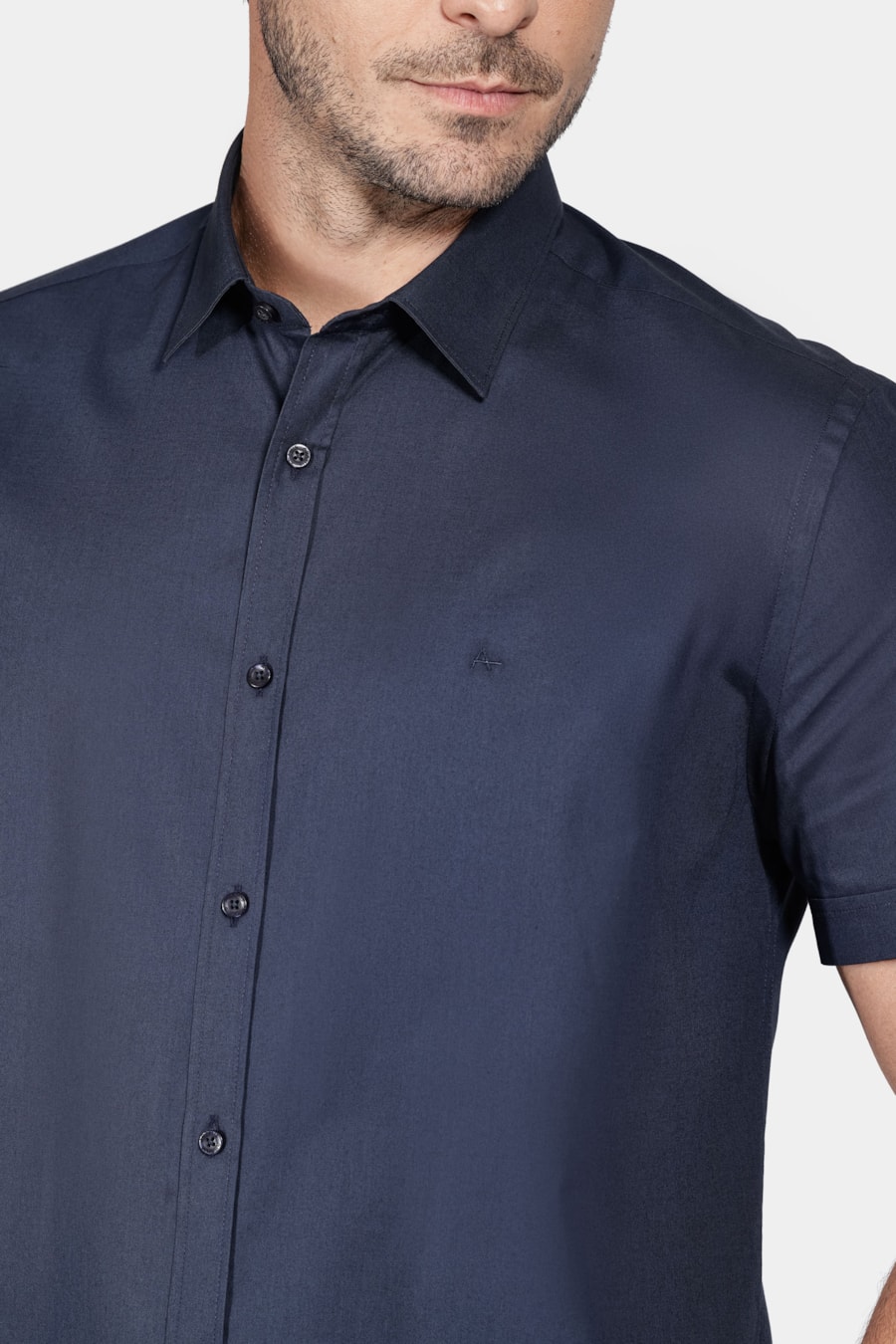 Camisa Manga Curta Slim Tricoline Stretch Liso Marinho — foto 3 de 6