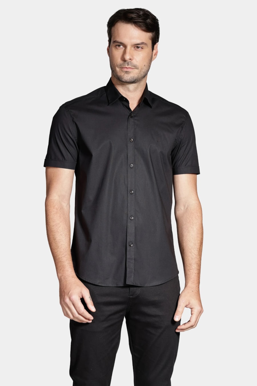 Camisa Manga Curta Slim Tricoline Stretch Liso Preto — foto 1 de 6