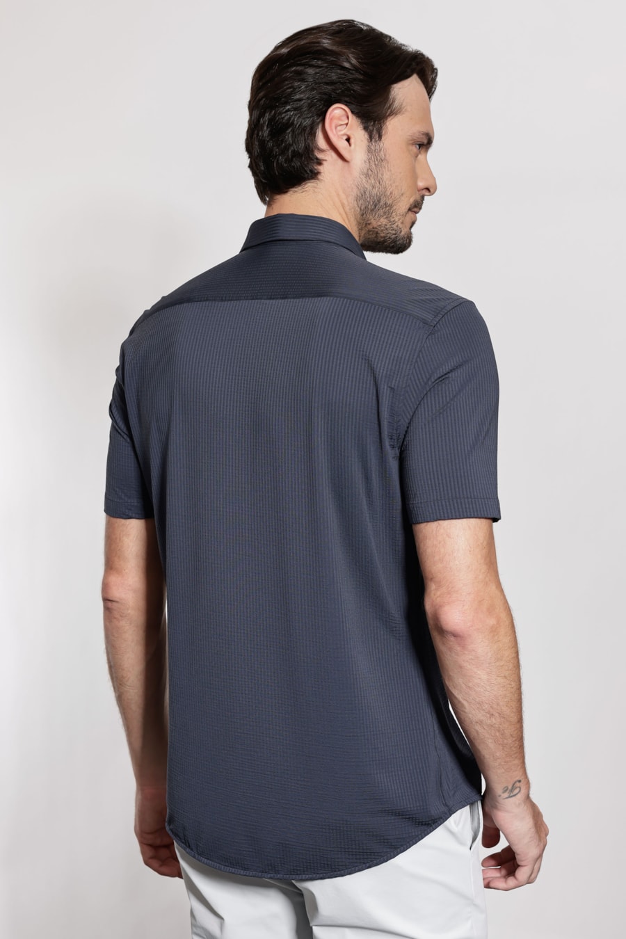 Camisa Manga Curta Texturizada Elastic Wave Marinho — foto 4 de 5