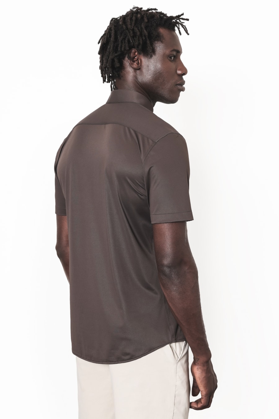 Camisa Manga Curta Twill Performance Marrom — foto 5 de 6