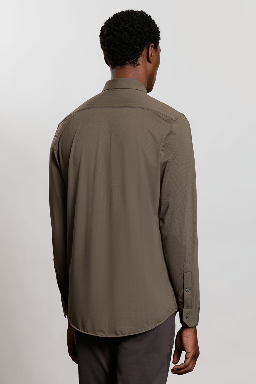 Camisa Manga Longa Bold Everyday Verde Militar — foto 4 de 5