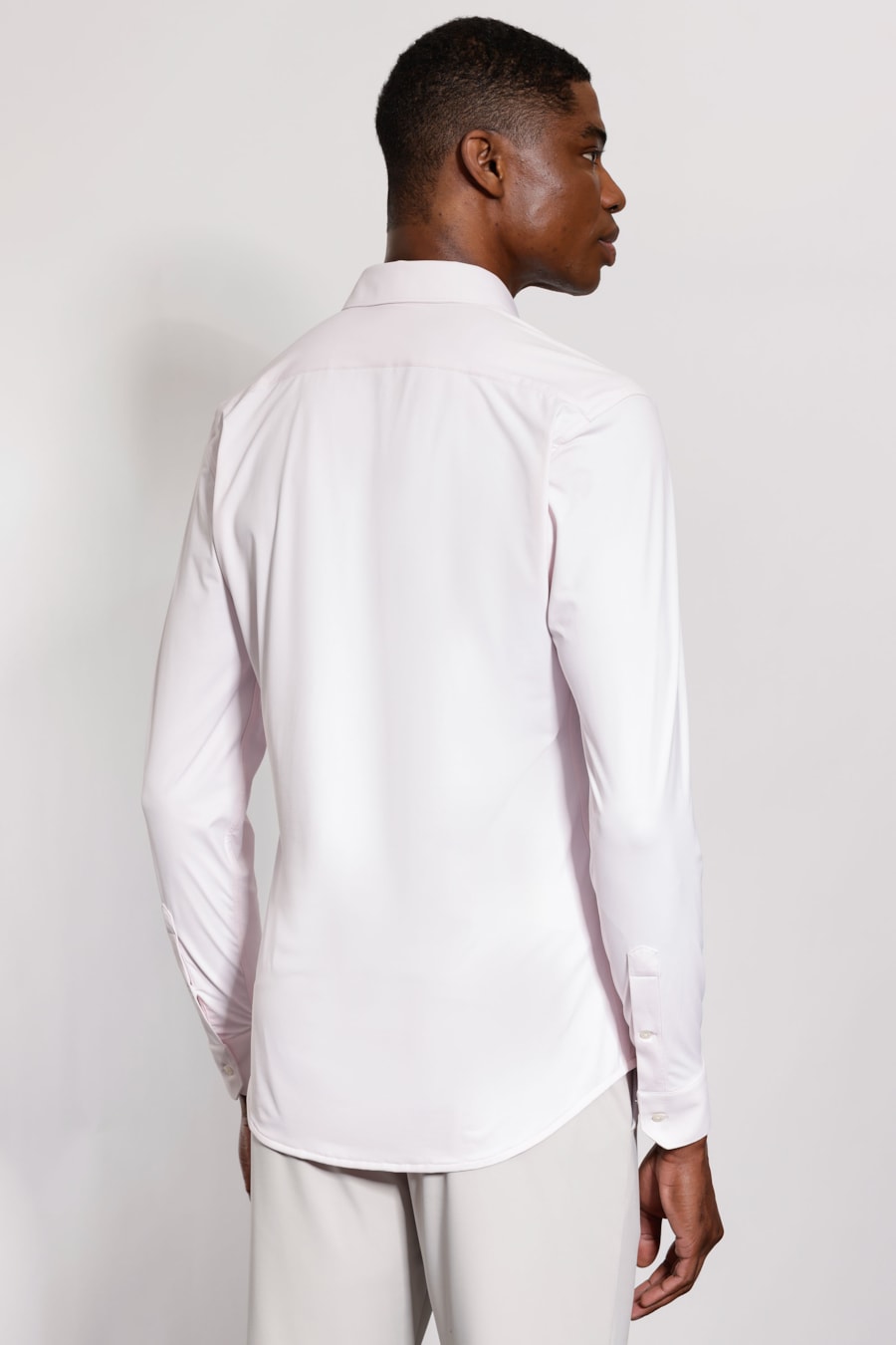 Camisa Manga Longa Classic Everyday Rosa Claro — foto 4 de 5