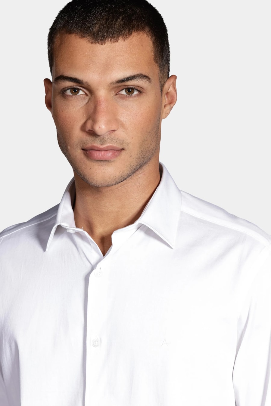 Camisa Manga Longa Cosmo Slim Cetim Com Elastano Hudson Branco — foto 3 de 5