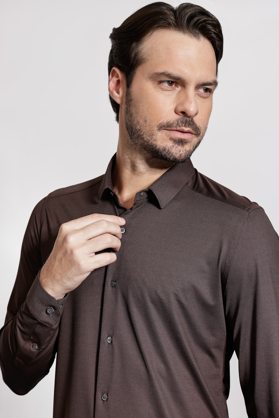Camisa Manga Longa Oxford Breeze Chocolate — foto 3 de 5