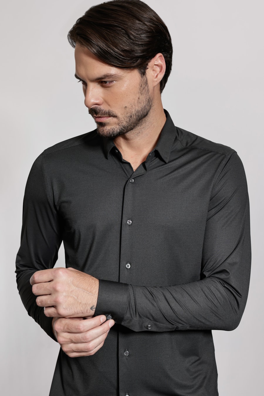 Camisa Manga Longa Oxford Breeze Cinza Grafite — foto 3 de 5