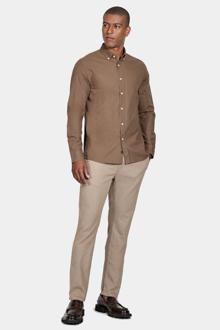 Camisa Manga Longa Oxford Button Down Planalto Cáqui — foto 2 de 5