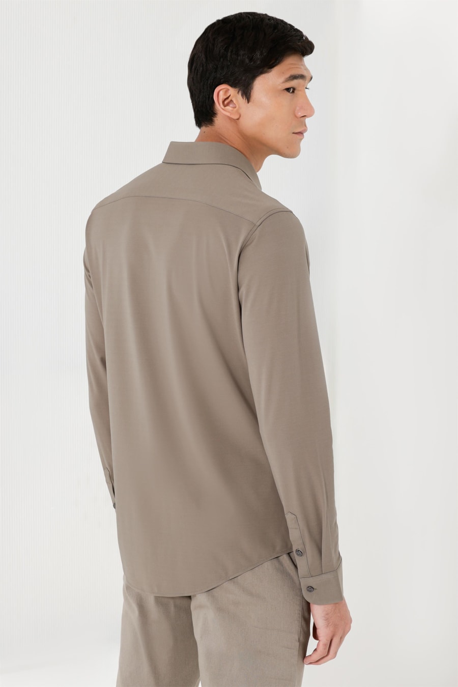 Camisa Manga Longa Piquet Bonded Verde Oliva — foto 6 de 7