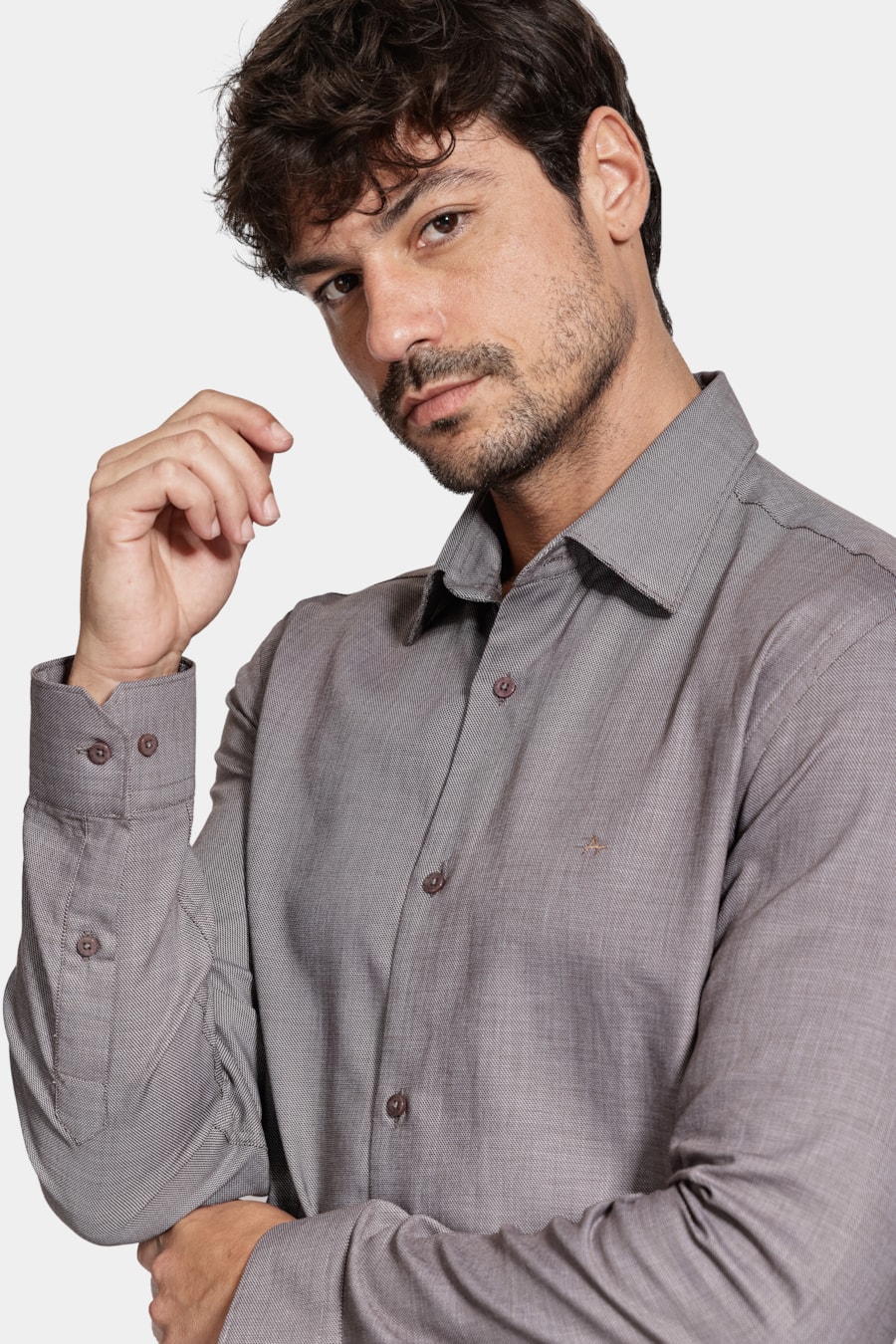 Camisa Manga Longa Regular Algodão Egípcio Maquinetada Tabaco — foto 3 de 5