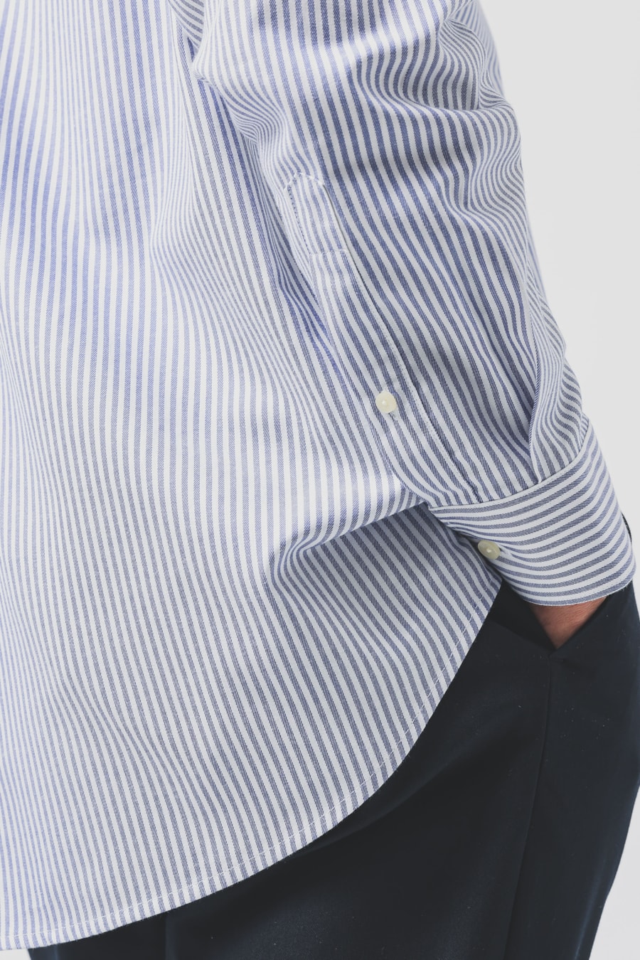 Camisa Manga Longa Regular Algodao Maquinetado Listrada Branco/Azul Jeans — foto 3 de 6