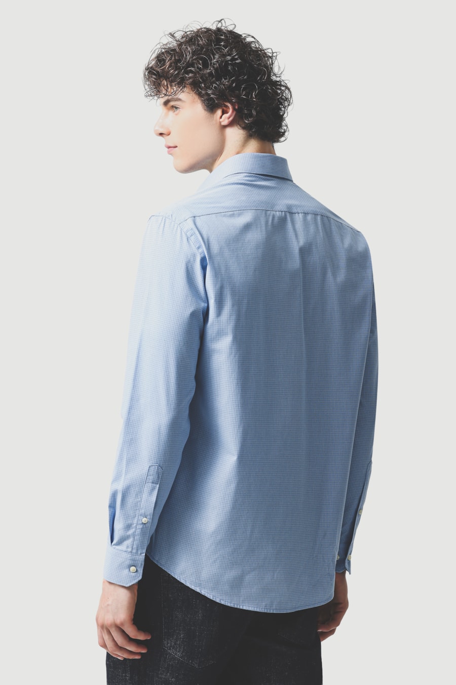 Camisa Manga Longa Regular Algodão Micro Xadrez Azul Cobalto C/ Branco — foto 4 de 6