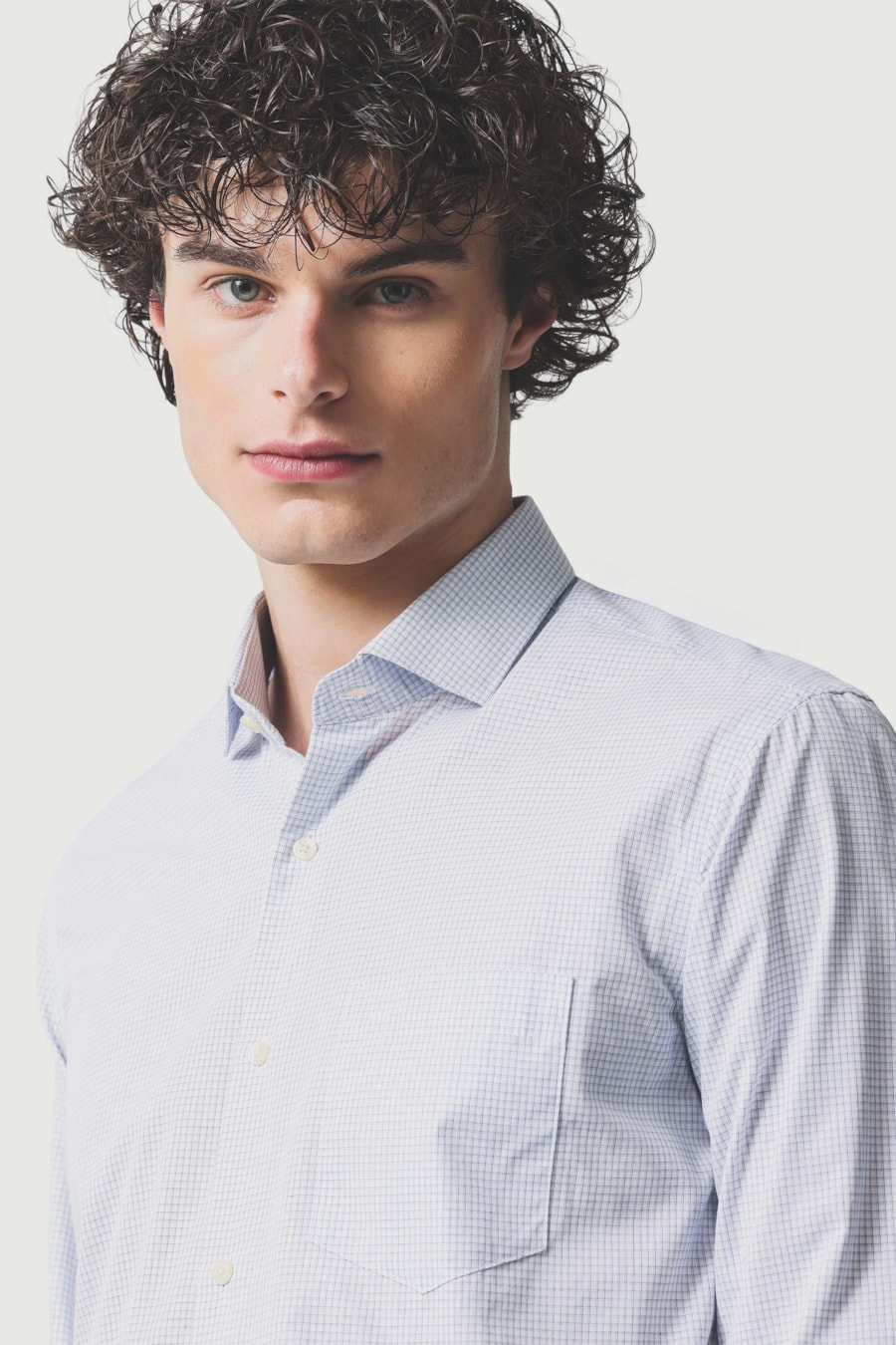 Camisa Manga Longa Regular Algodão Micro Xadrez Branco C/Azul — foto 3 de 6