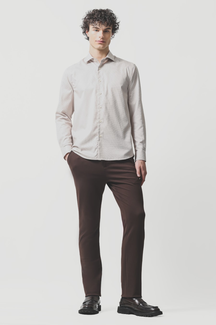 Camisa Manga Longa Regular Dobby Wrinkle Free Areia — foto 2 de 6