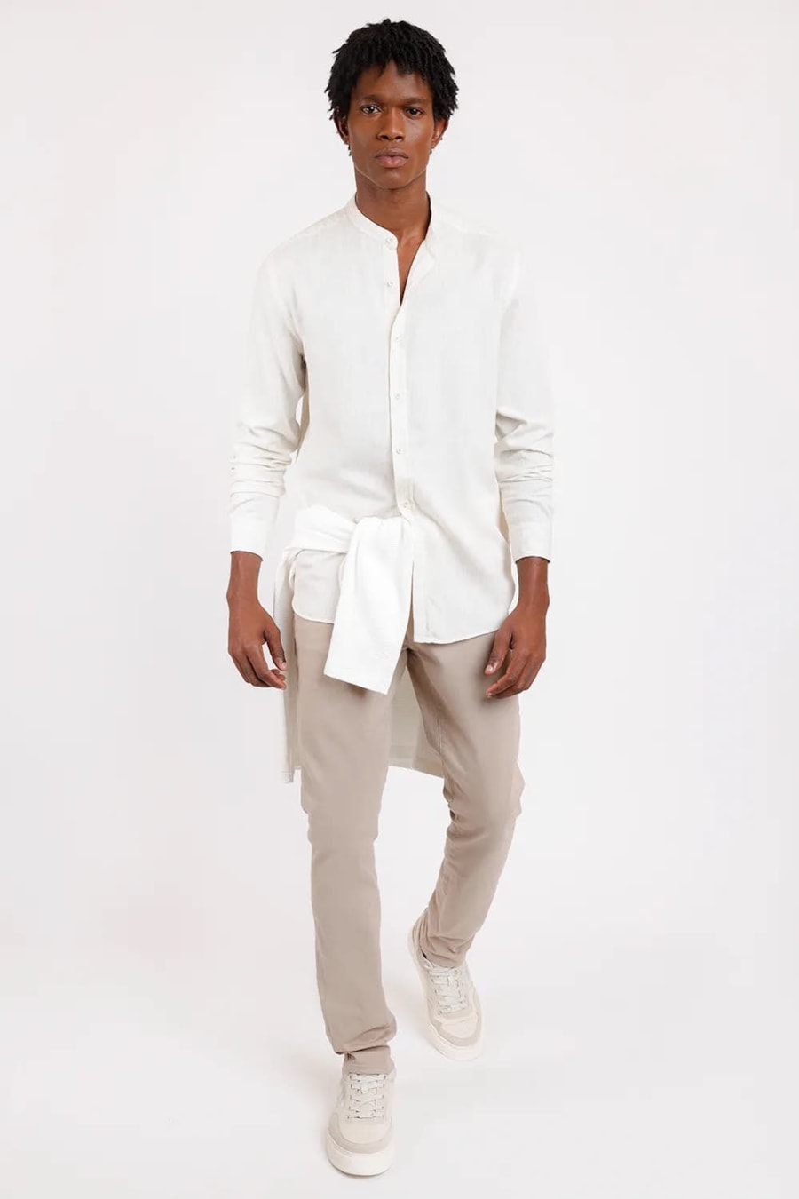 Camisa Manga Longa Regular em Algodão Misto Natural — foto 2 de 5
