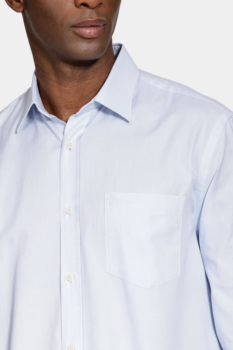 Camisa Manga Longa Regular Malha Algodão Pinpoint Azul Claro — foto 4 de 7