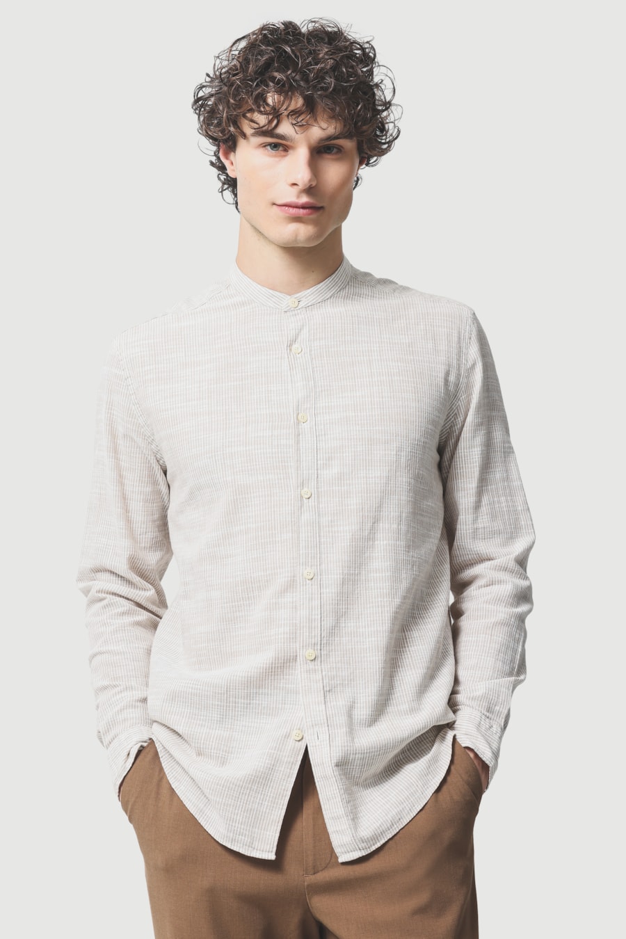 Camisa Manga Longa Regular Mandarin Flame Listrada Caqui / Branco — foto 1 de 6