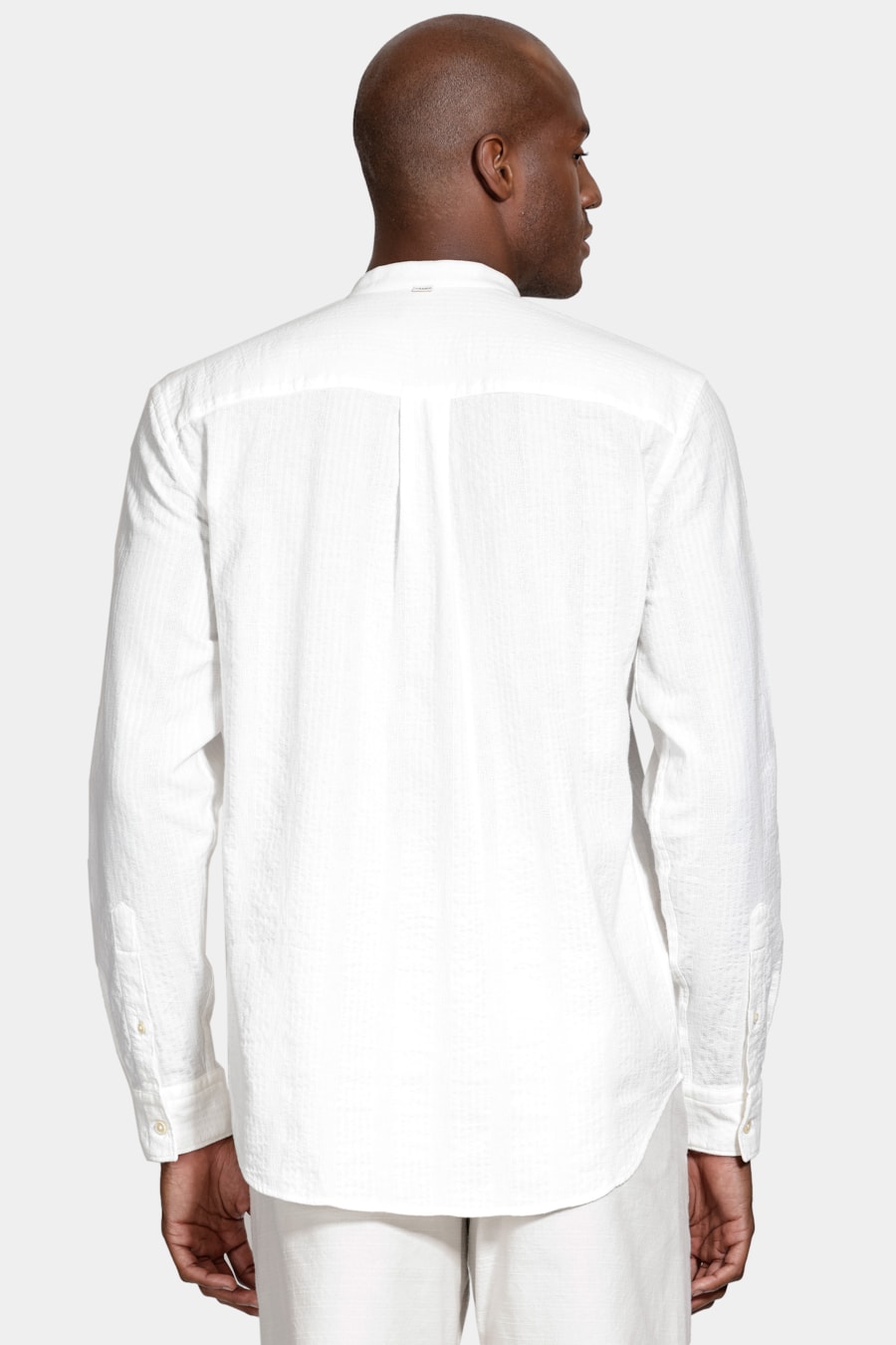 Camisa Manga Longa Regular Maquinetada Listrada Off White — foto 4 de 6