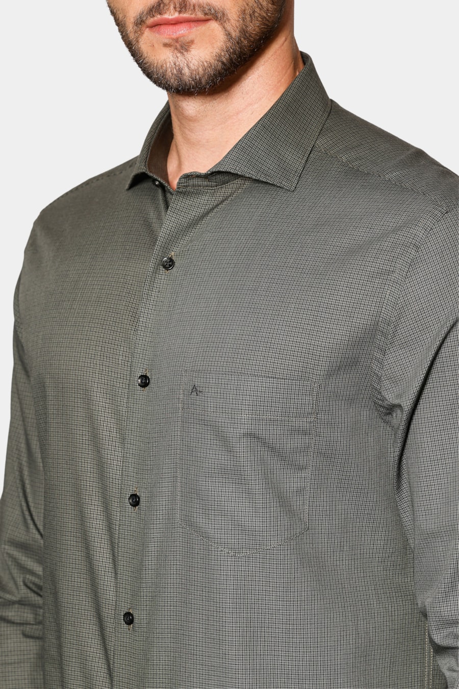 Camisa Manga Longa Regular Micro Xadrez Bolso Preto C/Verde — foto 2 de 5