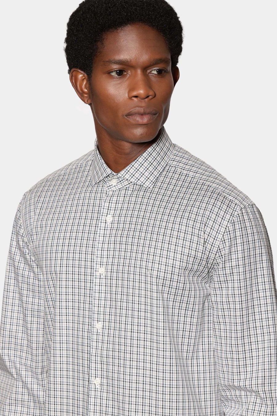 Camisa Manga Longa Regular Mini Xadrez Branco C/Cinza — foto 3 de 7