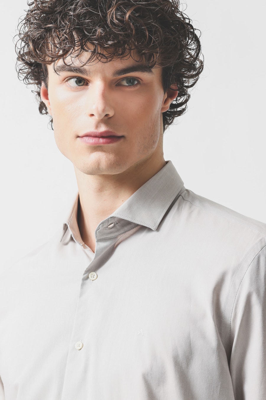 Camisa Manga Longa Regular Oxford 50 Areia — foto 3 de 6