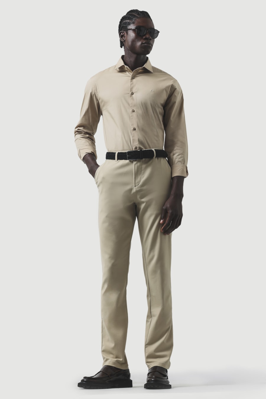 Camisa Manga Longa Regular Stretch Liso Areia — foto 2 de 7