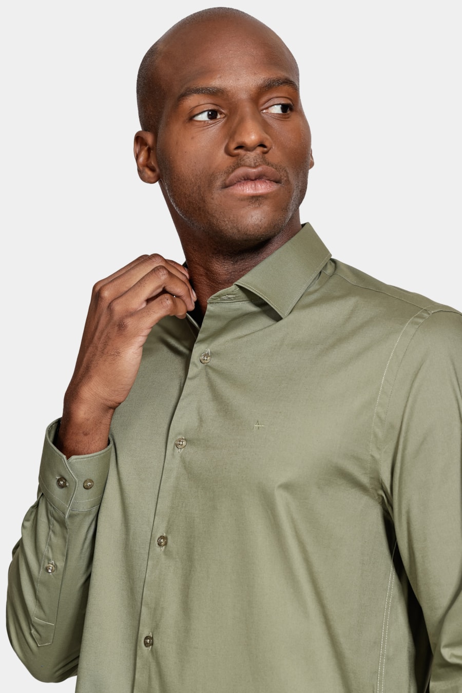 Camisa Manga Longa Regular Stretch Liso Verde Folha — foto 3 de 6