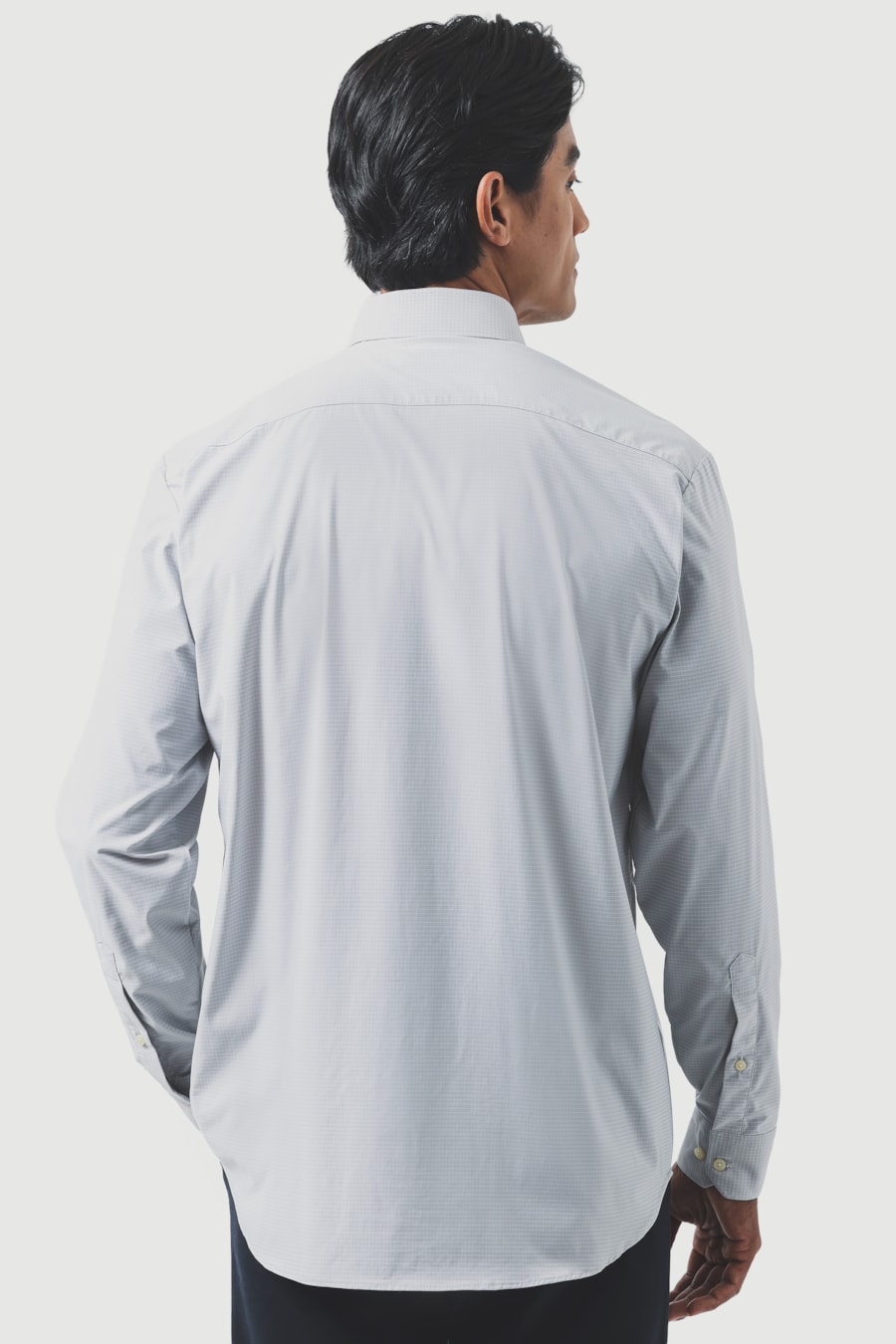 Camisa Manga Longa Regular Tech Flex Micro Xadrez Cinza C/Branco — foto 4 de 6