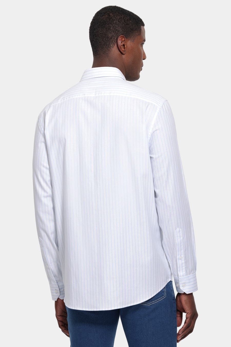 Camisa Manga Longa Regular Tricoline Listrada Branco C/Azul Claro — foto 4 de 6
