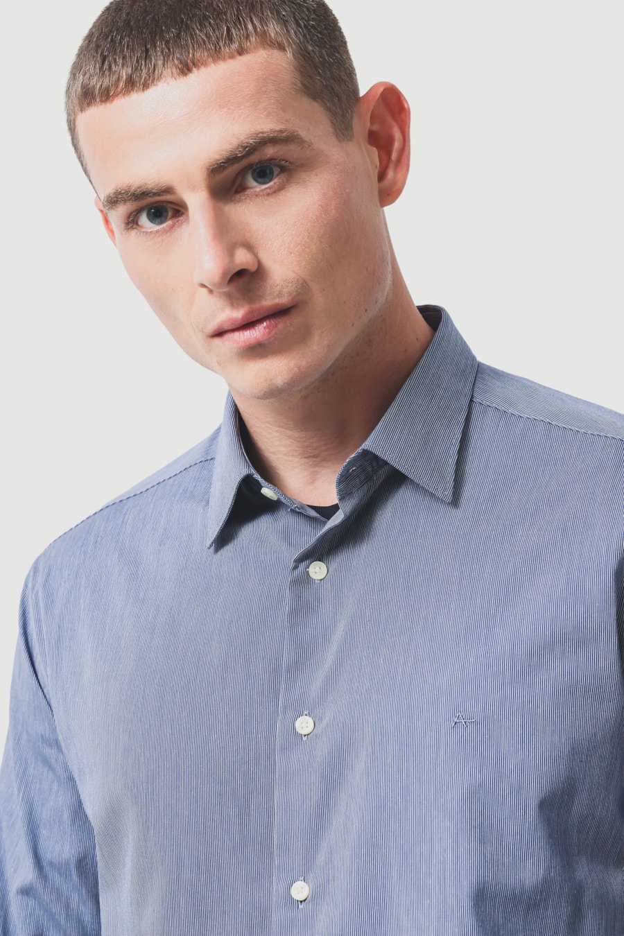 Camisa Manga Longa Slim Algodão 50 Listrada Marinho/Branco — foto 3 de 7