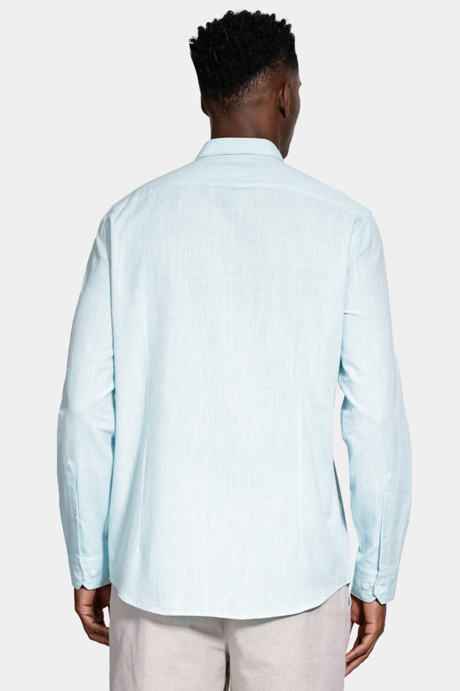 Camisa Manga Longa Slim Algodão Com Bordado Azul Claro — foto 4 de 6