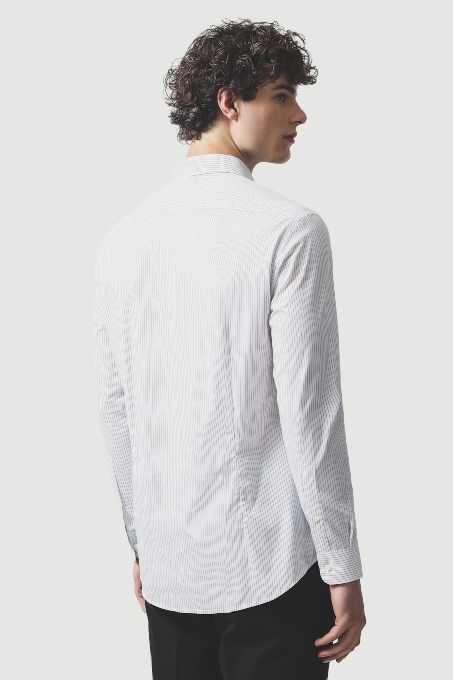 Camisa Manga Longa Slim Algodao Listrada Branco C/ Preto — foto 4 de 6