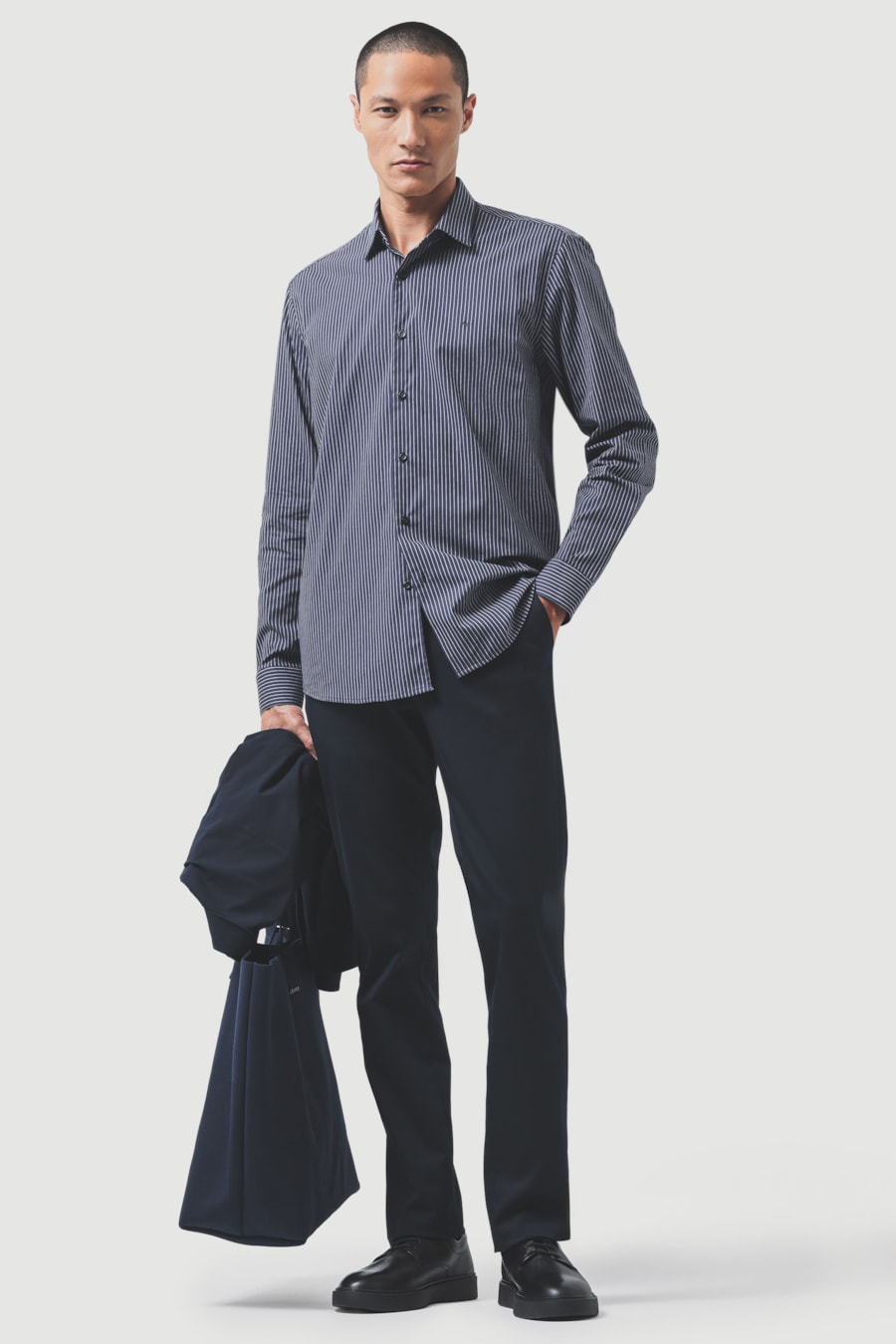 Camisa Manga Longa Slim Algodao Listrada Filetes Marinho/Branco — foto 2 de 6