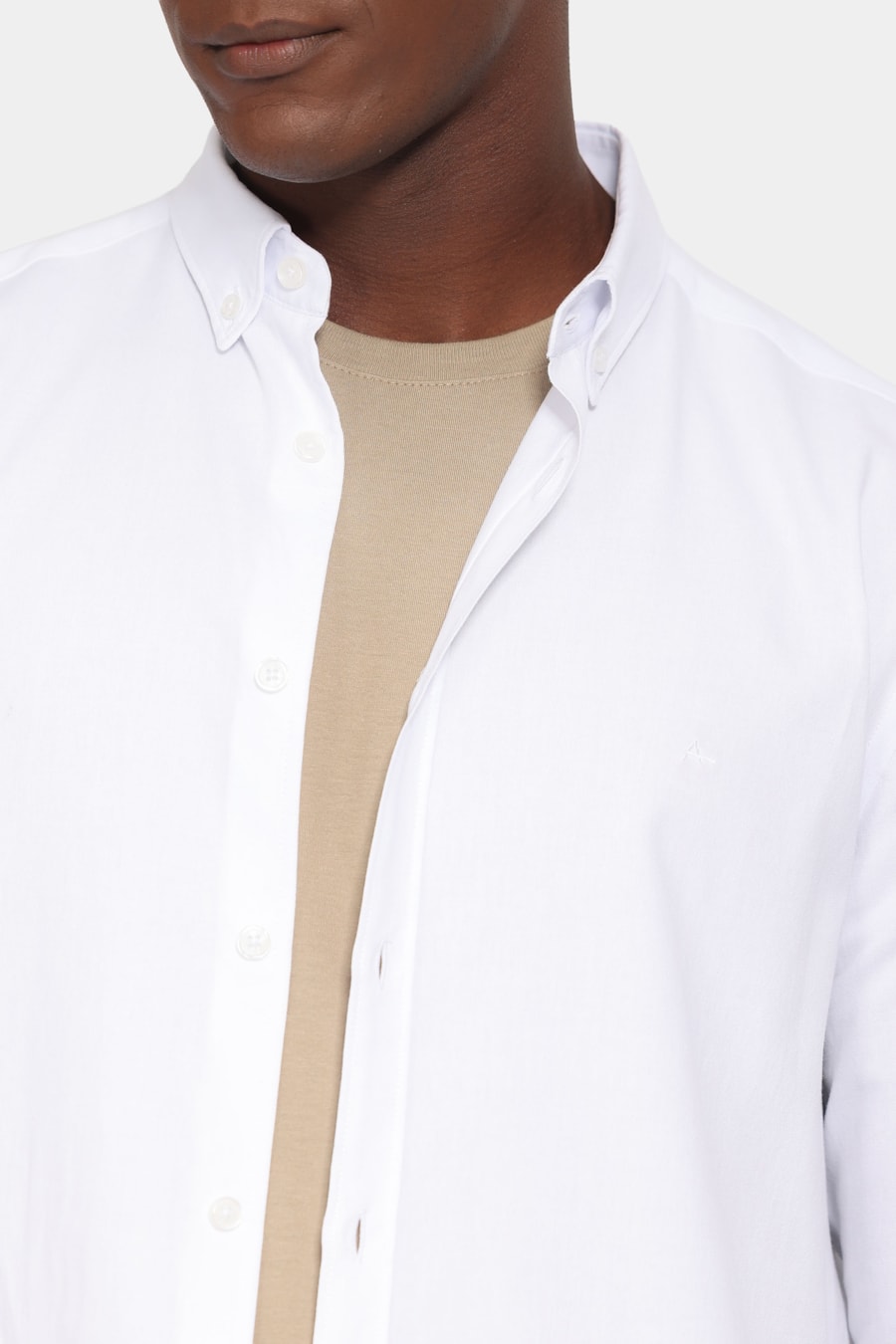 Camisa Manga Longa Slim Button Down Branco — foto 3 de 6