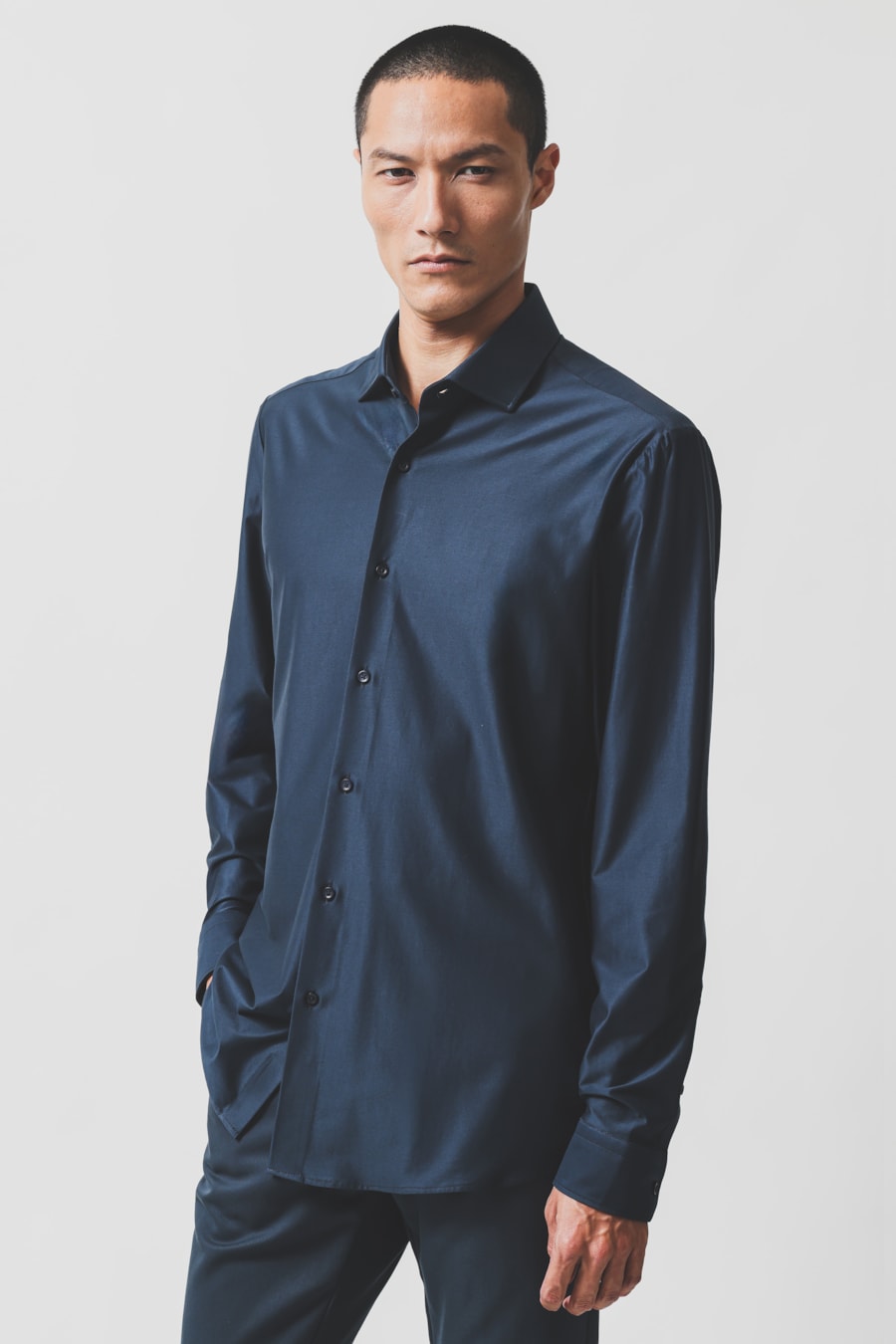 Camisa Manga Longa Slim Cetim de Malha 120/2 Marinho Escuro — foto 1 de 6