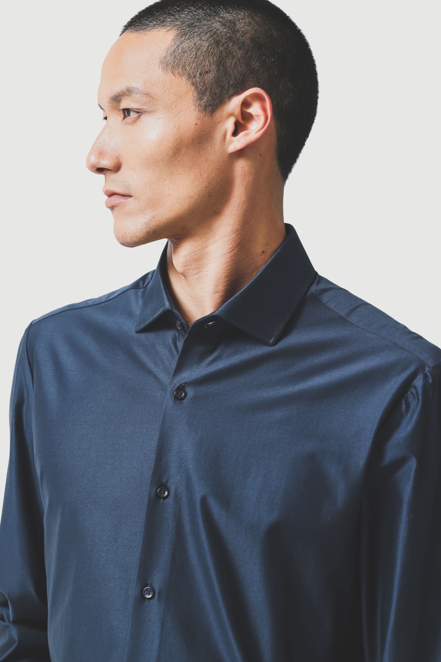 Camisa Manga Longa Slim Cetim de Malha 120/2 Marinho Escuro — foto 3 de 6