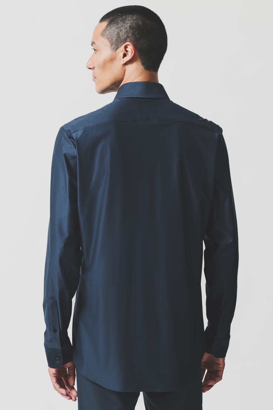Camisa Manga Longa Slim Cetim de Malha 120/2 Marinho Escuro — foto 4 de 6