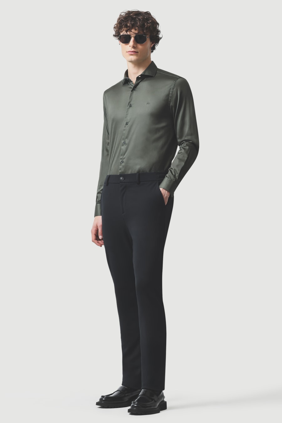 Camisa Manga Longa Slim Cetim St Hudson 2 Verde Folha — foto 2 de 5