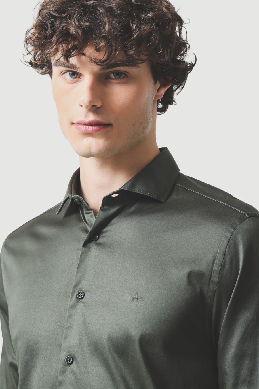 Camisa Manga Longa Slim Cetim St Hudson 2 Verde Folha — foto 3 de 5
