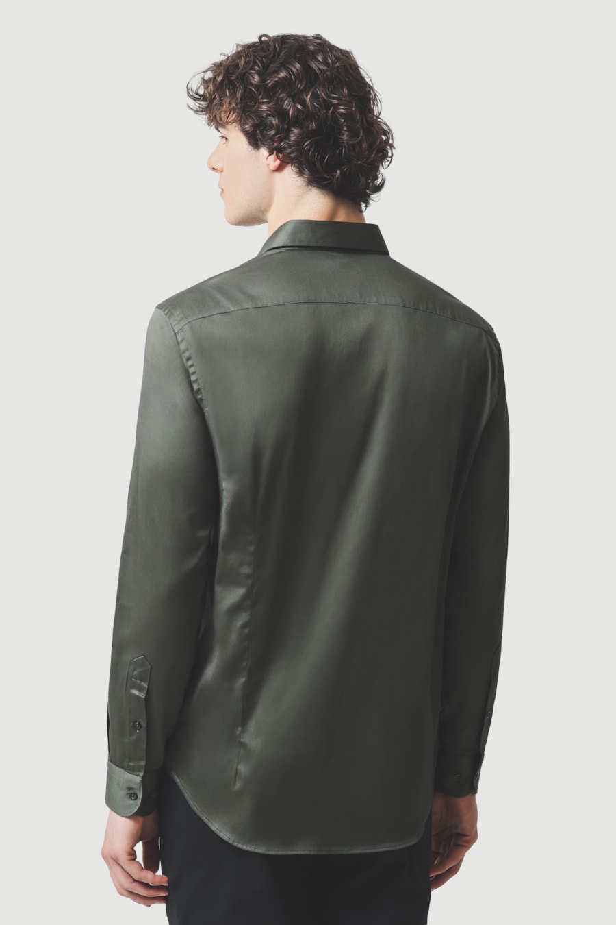 Camisa Manga Longa Slim Cetim St Hudson 2 Verde Folha — foto 4 de 5
