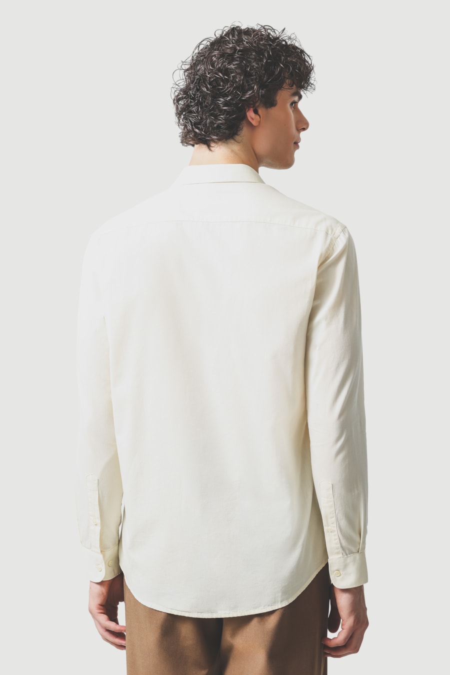 Camisa Manga Longa Slim em Algodao Willis Amarelo — foto 4 de 6