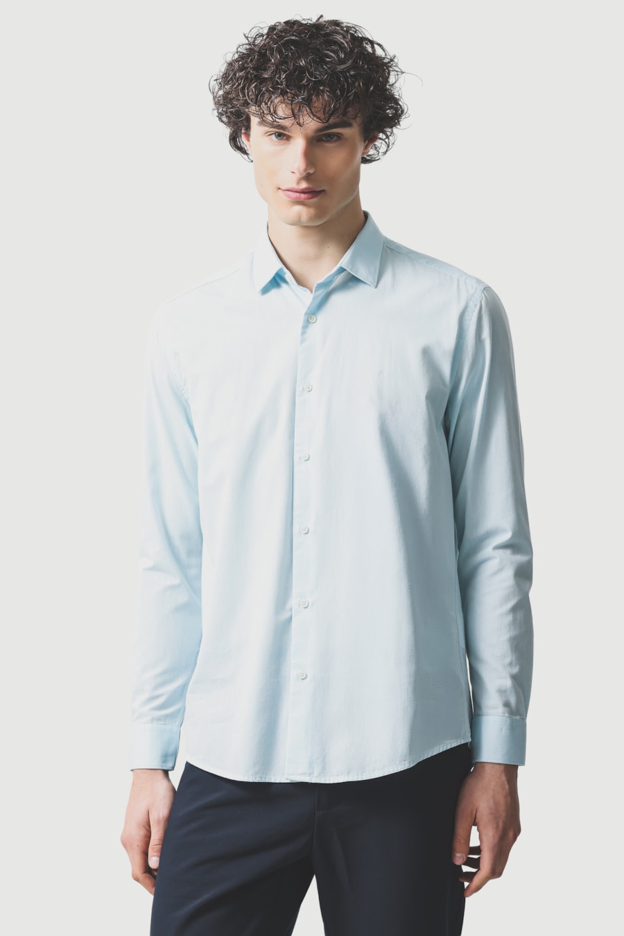 Camisa Manga Longa Slim em Algodao Willis Azul Piscina — foto 1 de 6