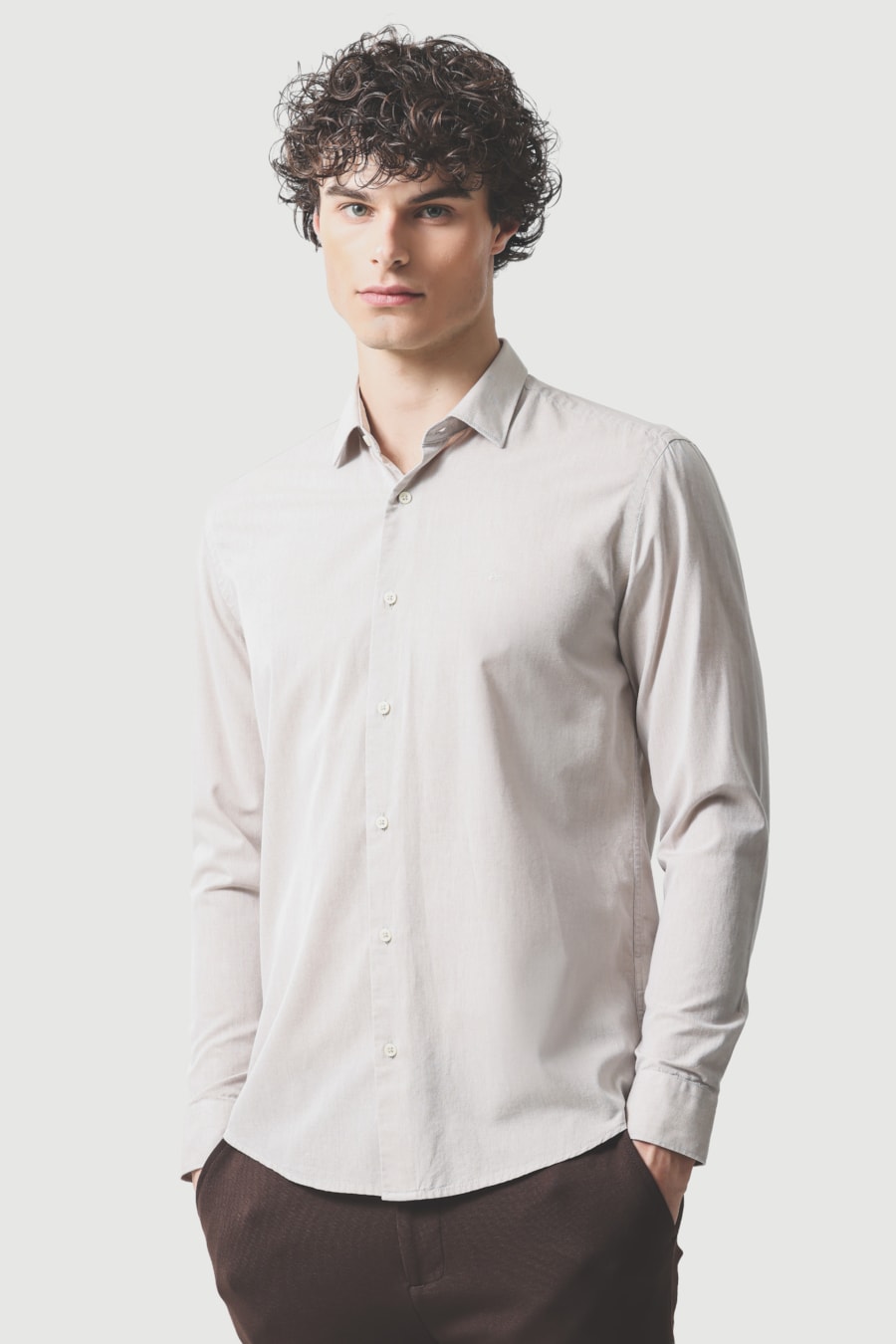 Camisa Manga Longa Slim em Algodao Willis Caqui — foto 1 de 6
