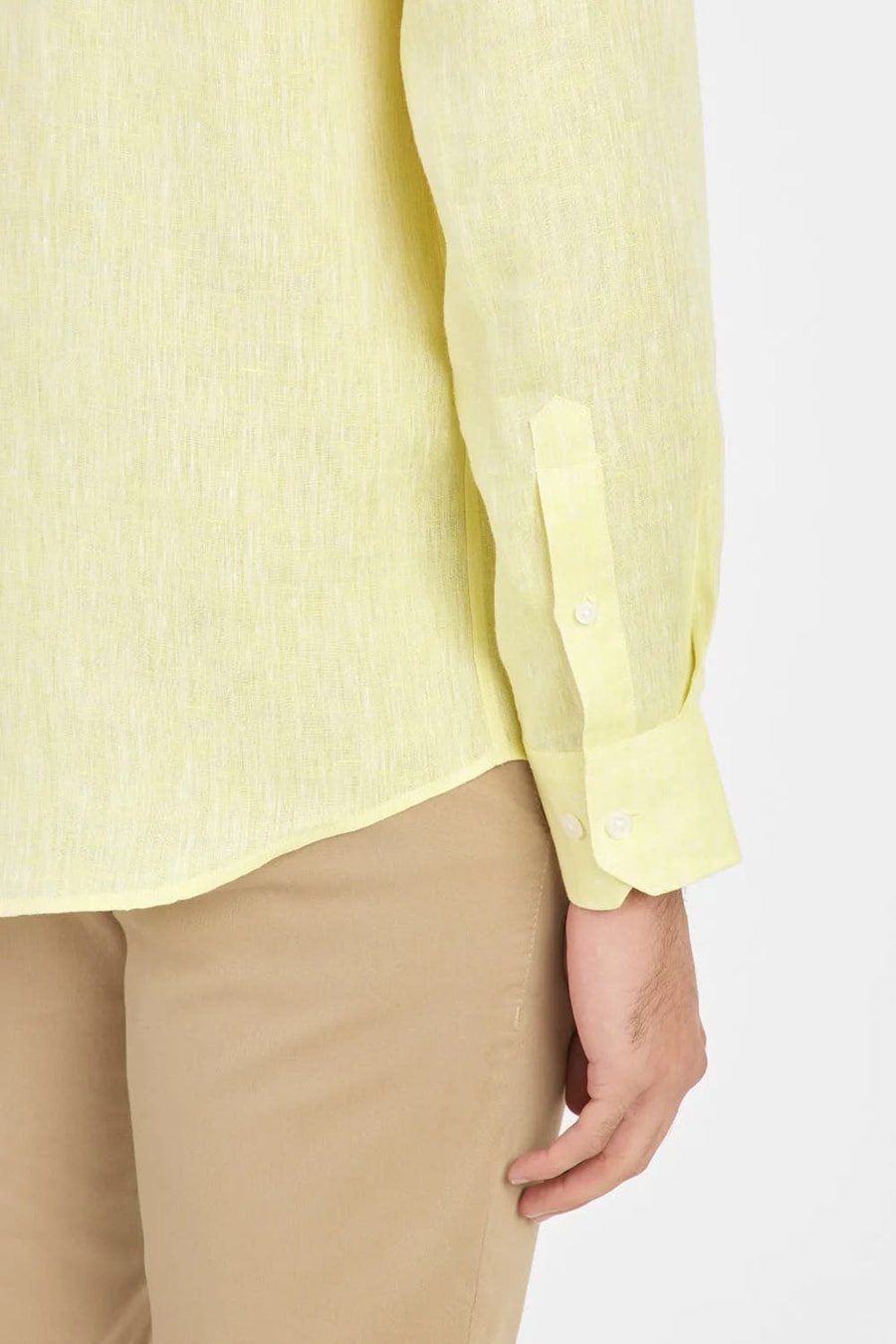 Camisa Manga Longa Slim em Linho Irlandês Amarelo Medio — foto 5 de 6